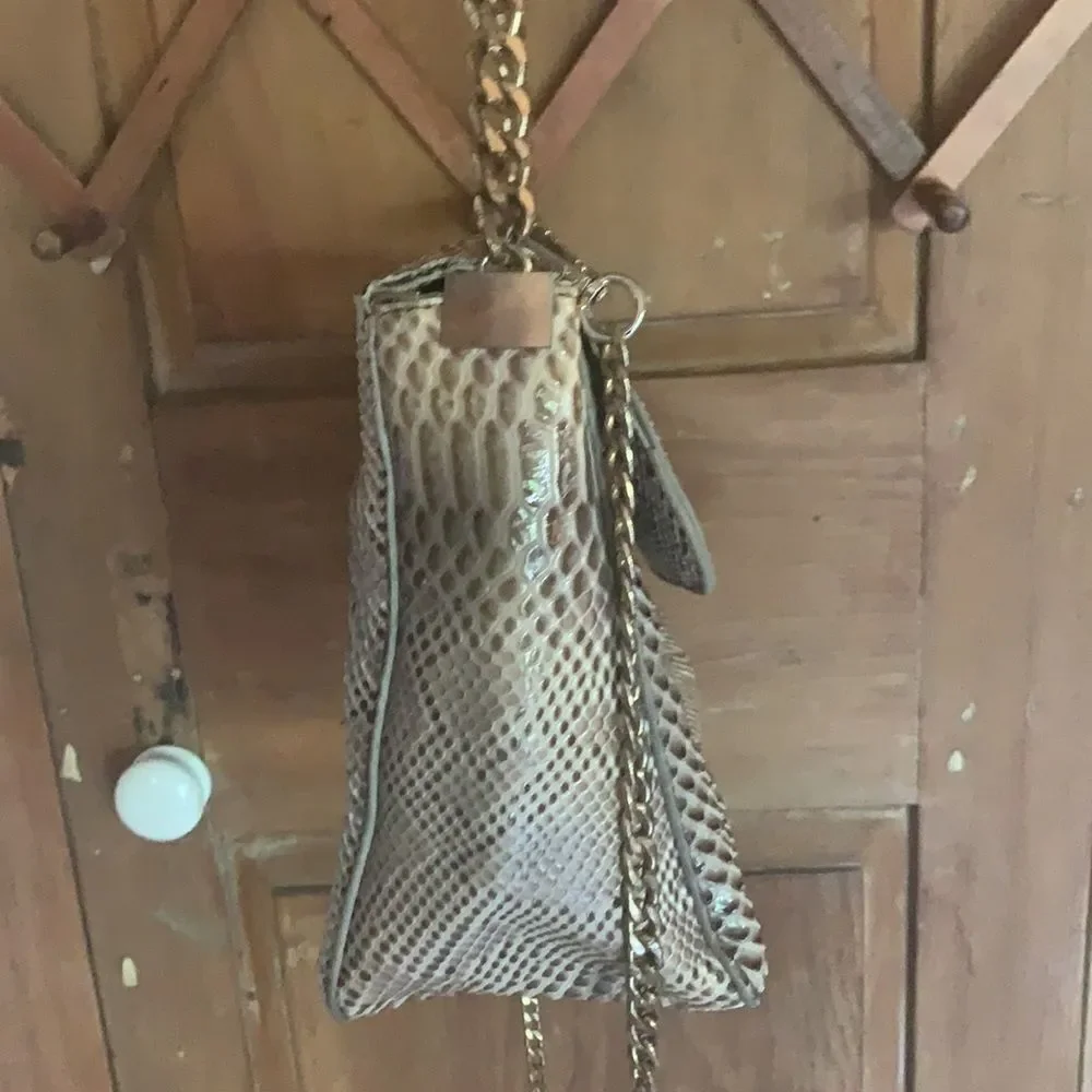 Michael Kors Snakeskin gold chain shoulder bag - Picture 3 of 12